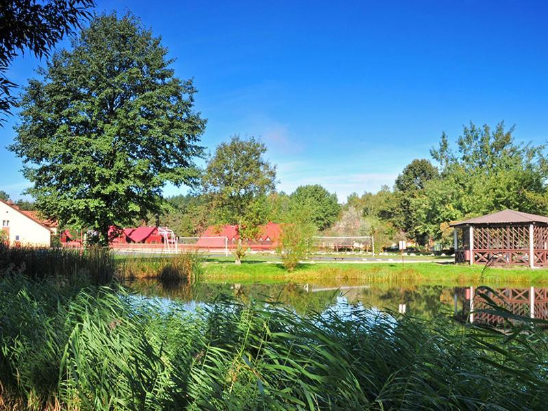 Wawrzkowizna Hotel Rząsawa Buitenkant foto