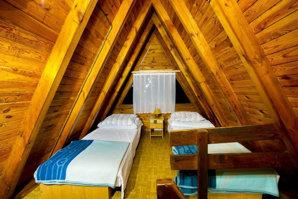 Wawrzkowizna Hotel Rząsawa Buitenkant foto