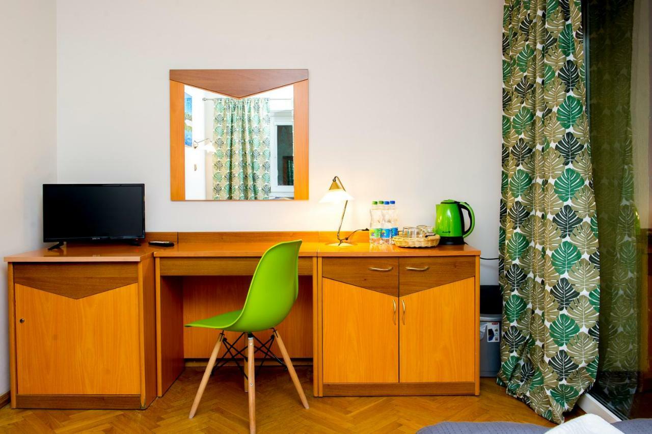 Wawrzkowizna Hotel Rząsawa Buitenkant foto