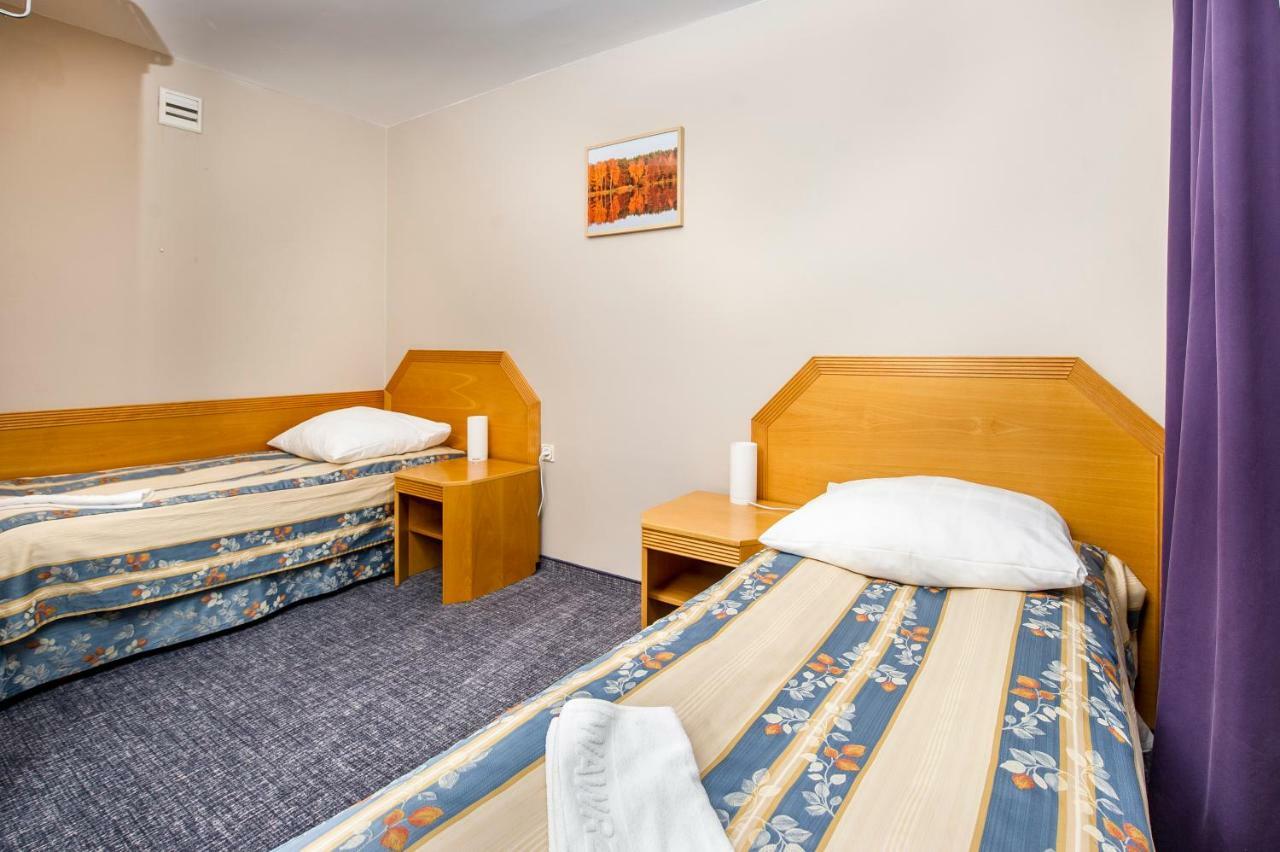 Wawrzkowizna Hotel Rząsawa Buitenkant foto