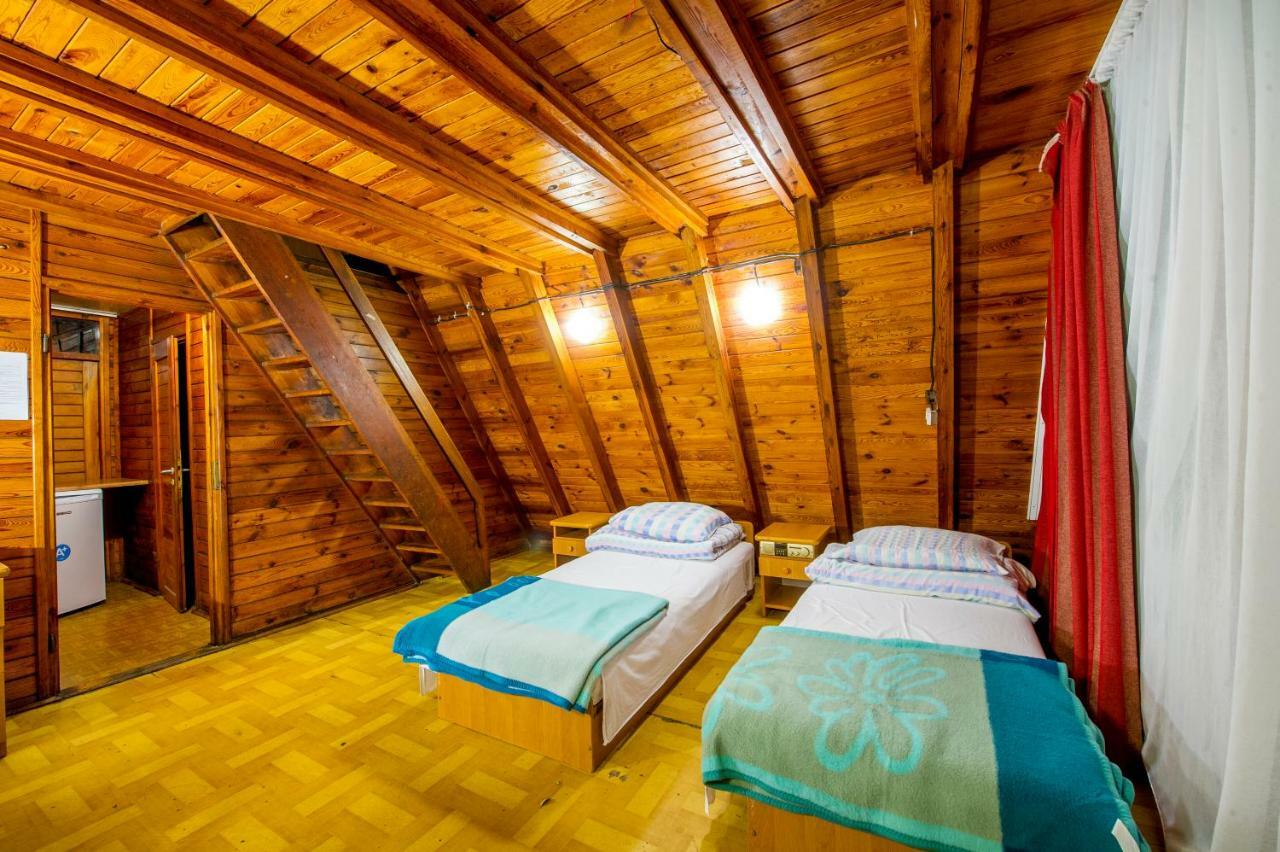 Wawrzkowizna Hotel Rząsawa Buitenkant foto