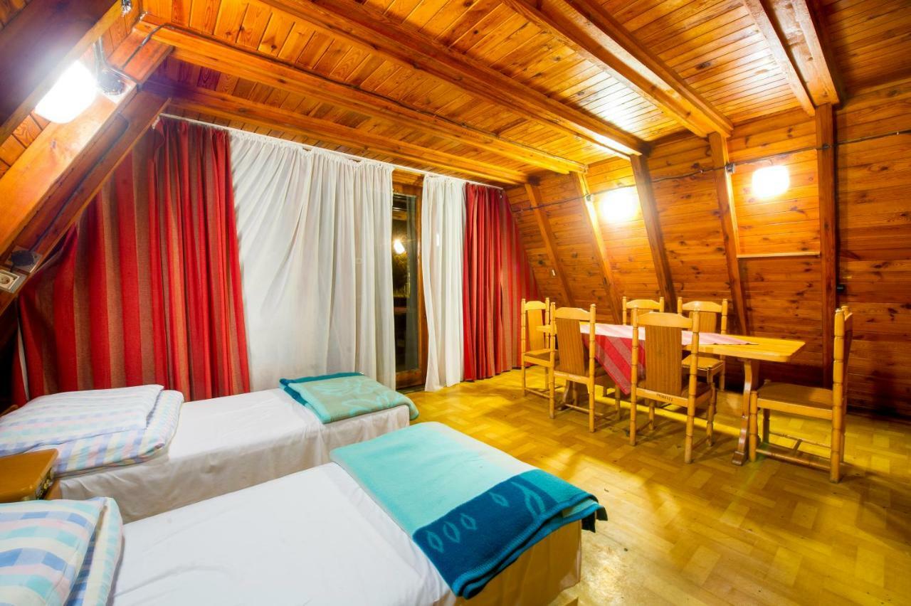 Wawrzkowizna Hotel Rząsawa Buitenkant foto