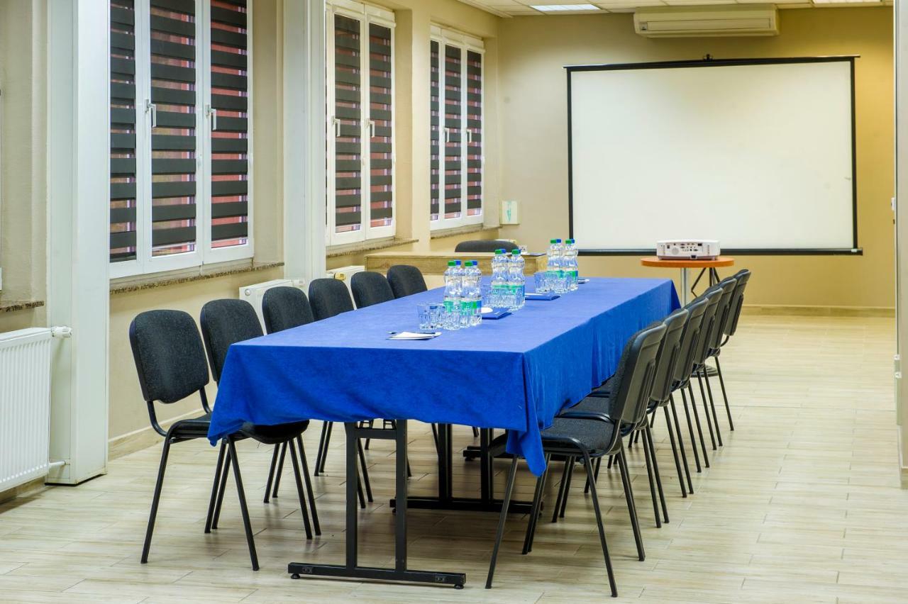 Wawrzkowizna Hotel Rząsawa Buitenkant foto